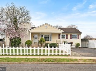 301 Cherry Ln, Bordentown, NJ 08505