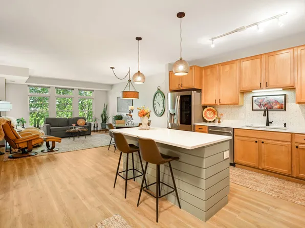 7100 Metro Blvd Unit 415, Edina, MN 55439