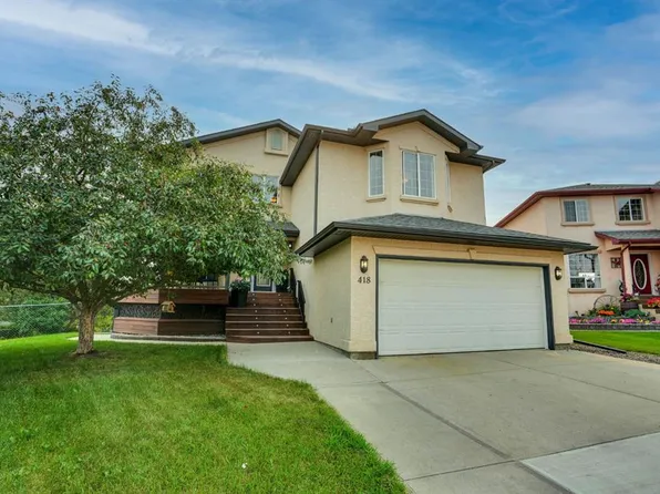418 W Long Beach Lndg, Chestermere, AB T1X 1E6