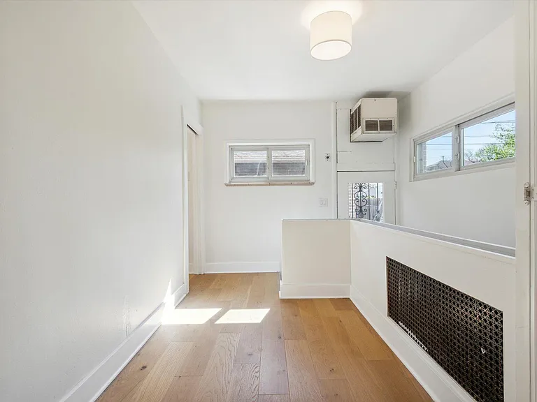 2644 Cherry St — Photo 17