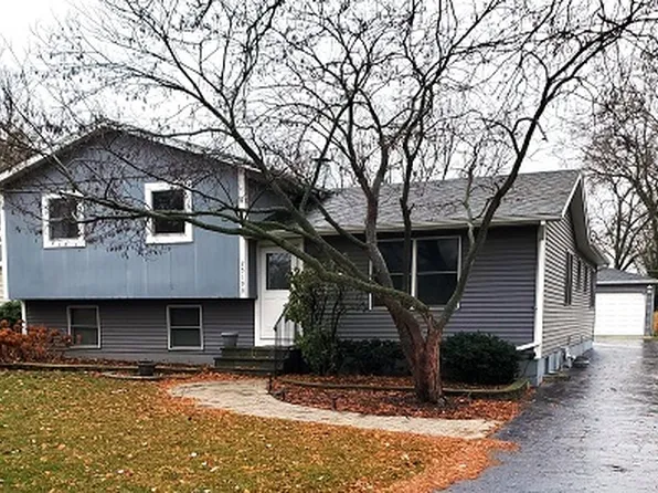 25199 W Wayside Pl, Lake Villa, IL 60046