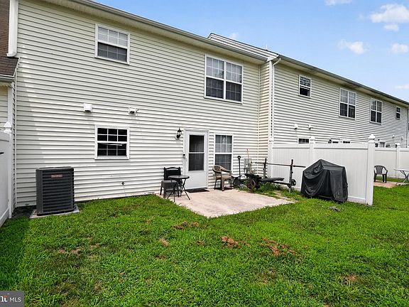 2nd image of 236 Morgans Ct
