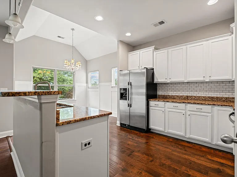1102 Achiever Cir — Photo 16