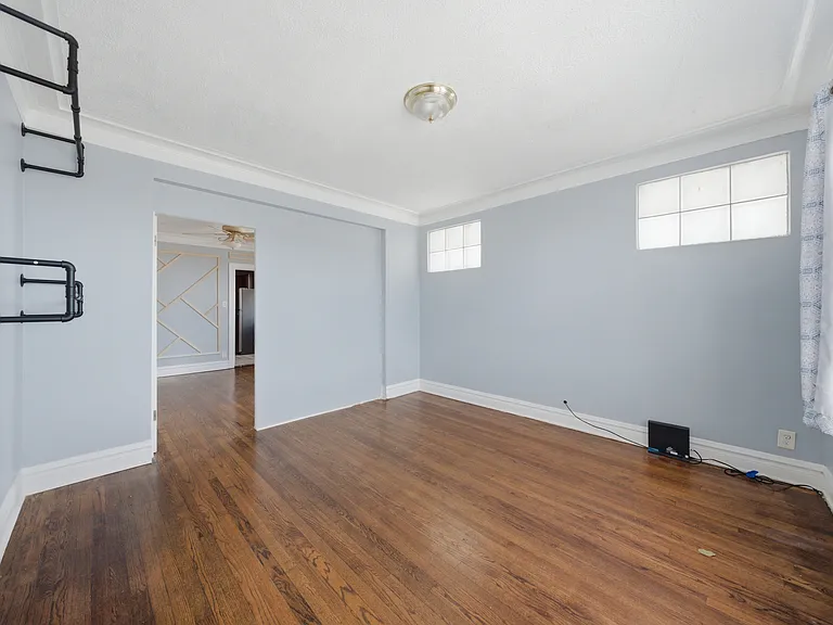 6939 S Komensky Ave #2 — Photo 3