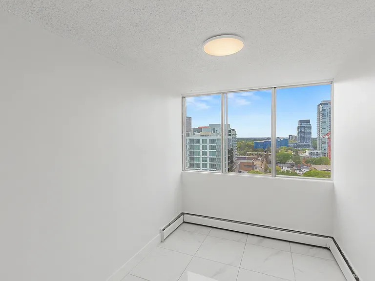 10145 121st St NW — Photo 7