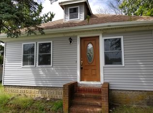 237 E Main St, Tuckerton, NJ 08087
