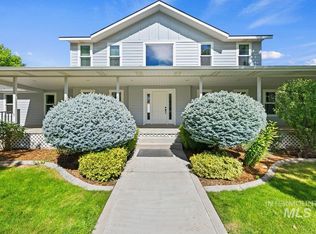 8352 S Old Farm Pl, Meridian, ID 83642