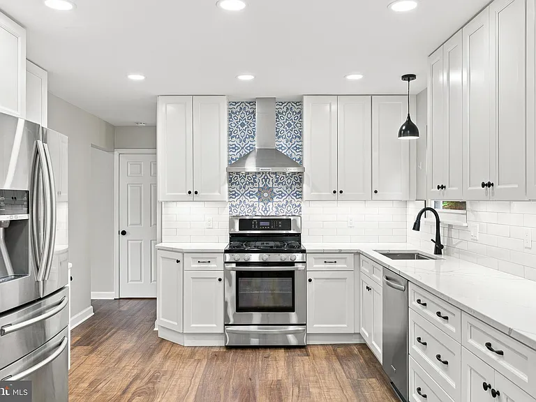 11414 Bronzedale Dr — Photo 12