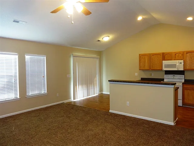5316 Copley Cir — Photo 19