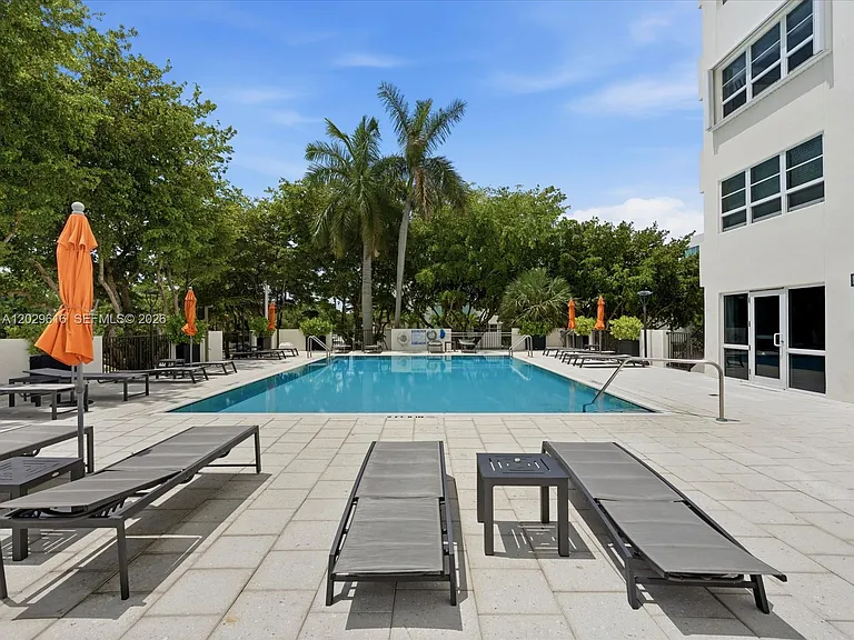 340 Sunset Dr #1407 — Photo 36
