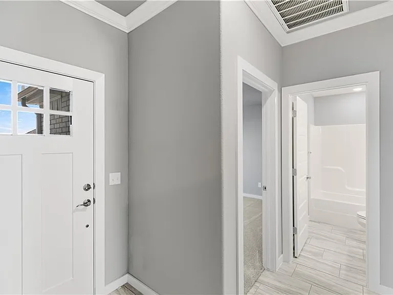 410 Peach Ave — Photo 8
