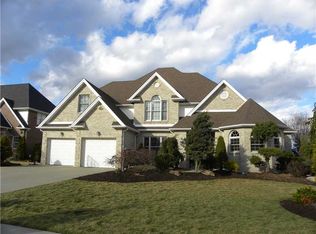 1008 Skyline Dr, Canonsburg, PA