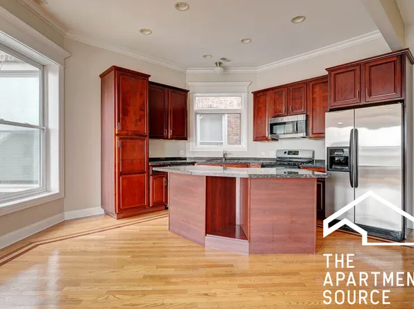 4734 S Prairie Ave #3, Chicago, IL 60615