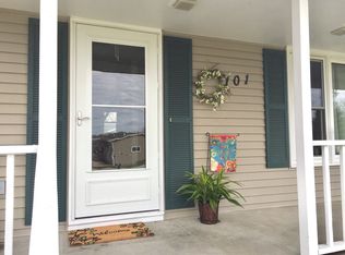 101 Highland Dr, Decorah, IA 52101