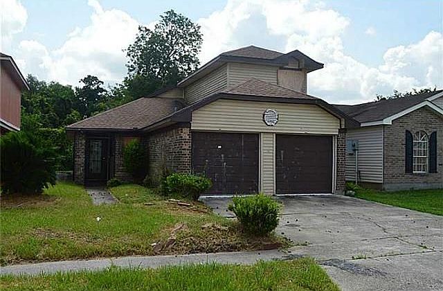 1st image of 2025 Esher Pl