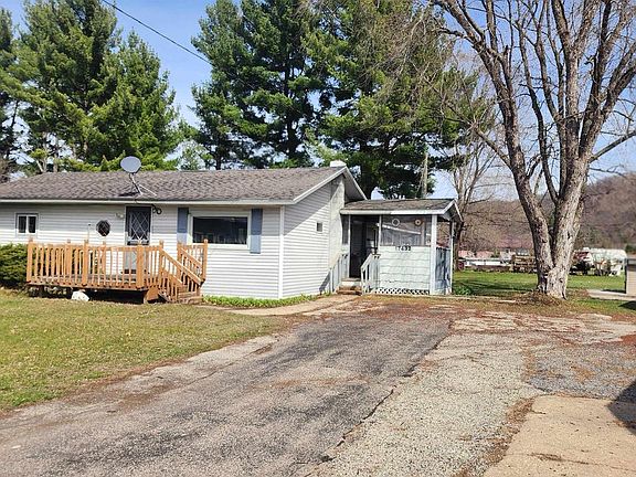 2nd image of 17432 Oakes Road