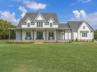 3380 Midland Acres Dr, Bell Buckle, TN 37020