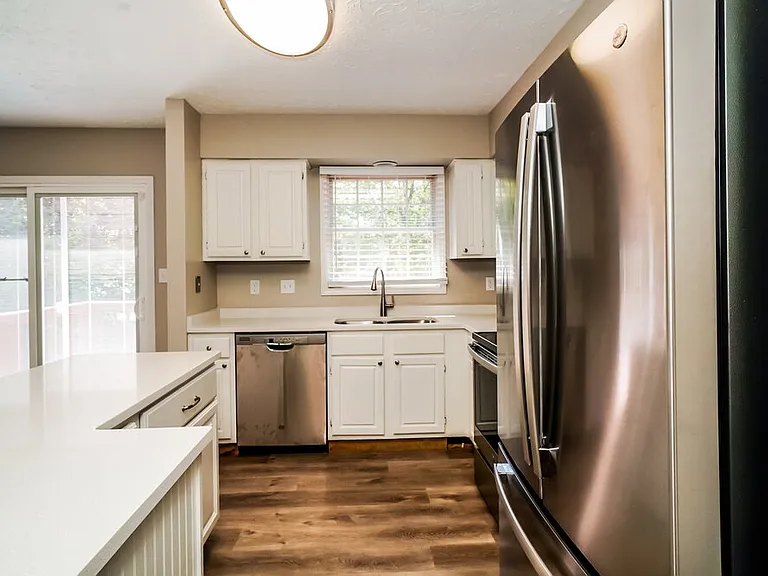 532 Hunters Trl — Photo 6
