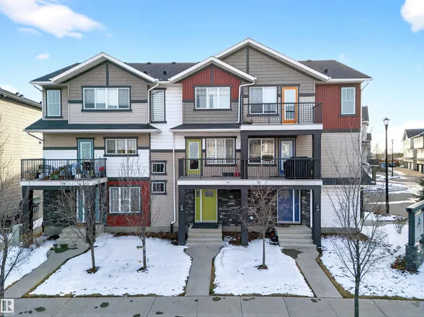 1530 Tamarack Blvd NW #16, Edmonton, AB T6T 2E6