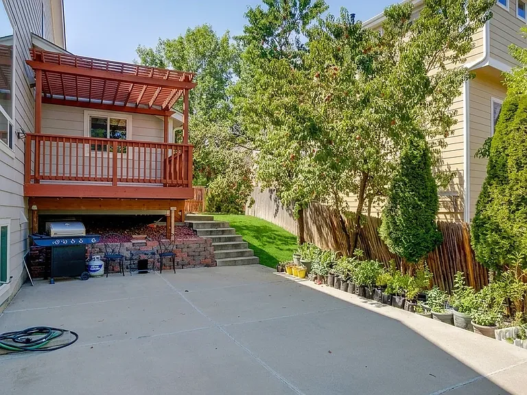 1395 E 100th Ln — Photo 38