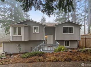 140 NE Rainier Place S, Belfair, WA 98528