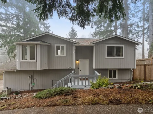 140 NE Rainier Place S, Belfair, WA 98528