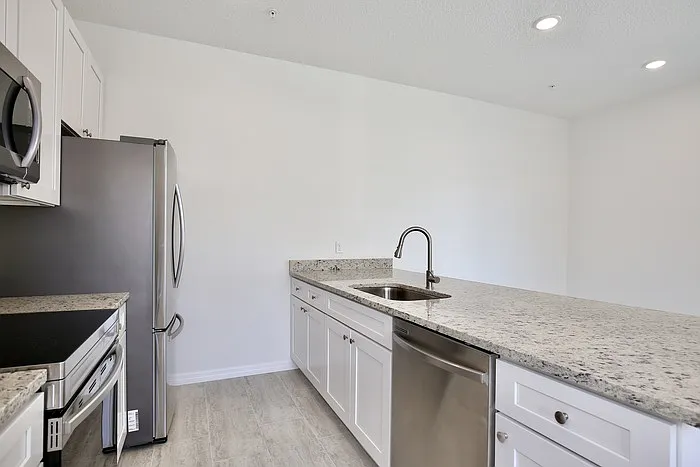1701 E Orange Ave #U-303 — Photo 9