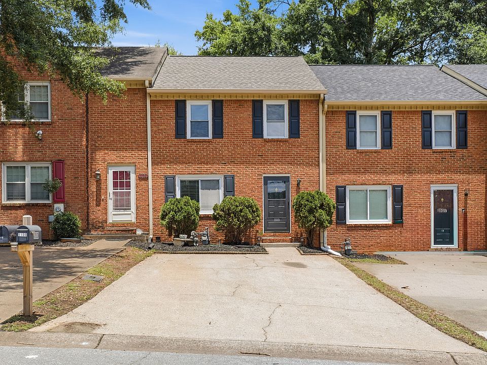 1st image of 1100 Westfield Trce SE