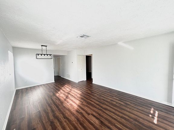 3rd image of 5215 17th Ave S