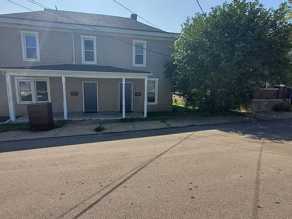 3rd image of 123 S 3rd St