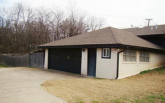 3rd image of 2022 Klondike St
