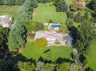 1517 Beaver Hill Rd, Chester Springs, PA 19425