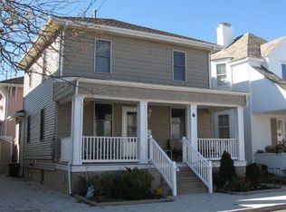 6 S Washington Ave, Ventnor, NJ 08406