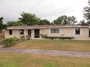 9701 SW 165th St, Miami, FL 33157