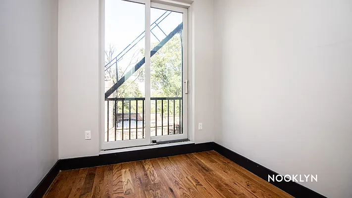 Rented by Nooklyn NYC LLC | media 6