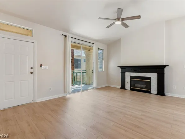 5155 W Tropicana Ave Unit 2090, Spring Valley, NV 89103