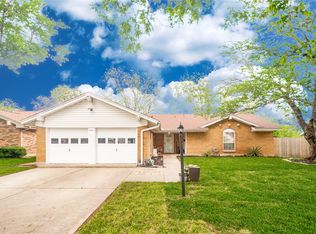3041 Portales Dr, Fort Worth, TX 76116