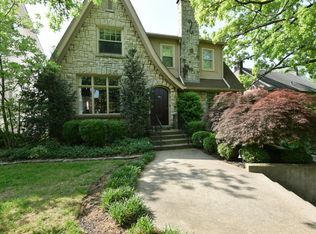 2120 Woodford Pl, Louisville, KY 40205