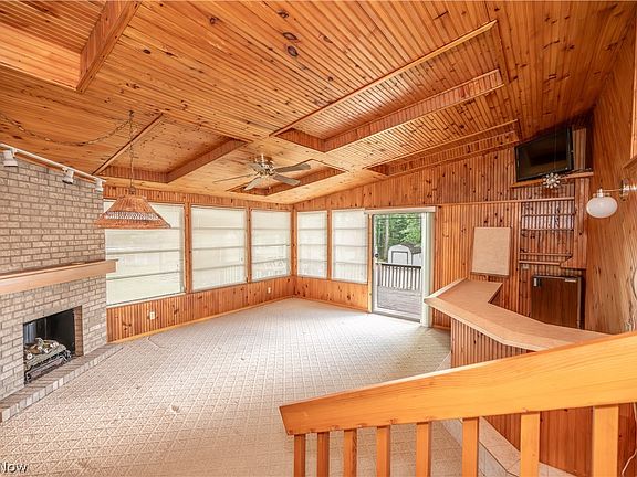 4th image of 2882 Decamp Rd