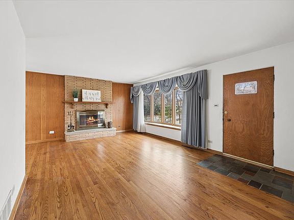 5th image of S645 Forest St