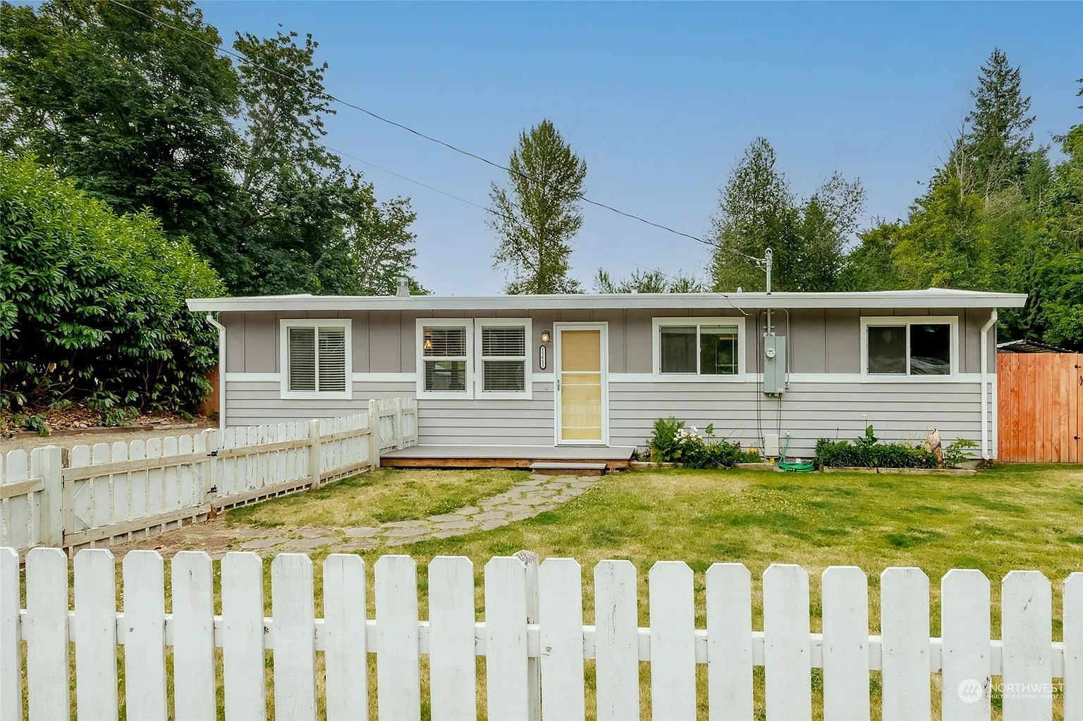11611 SE 276th Street photo 1