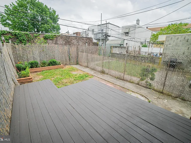 2427 E Allegheny Ave #1 — Photo 18