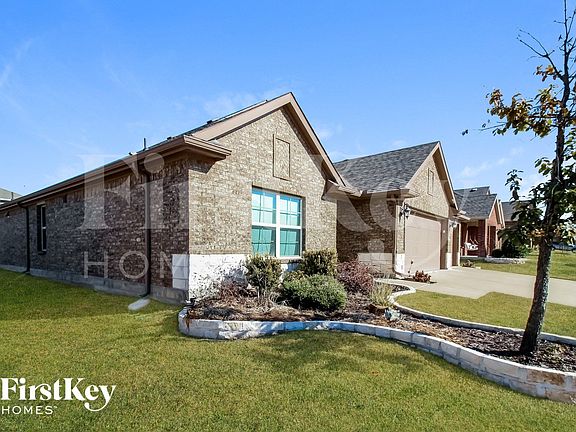 2nd image of 1009 Lavender Dr