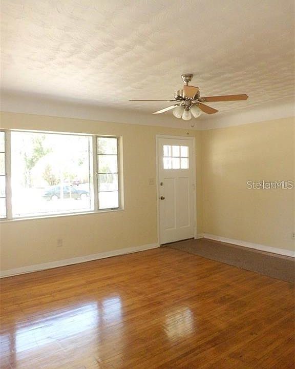 2nd image of 2112 Bonita Way S