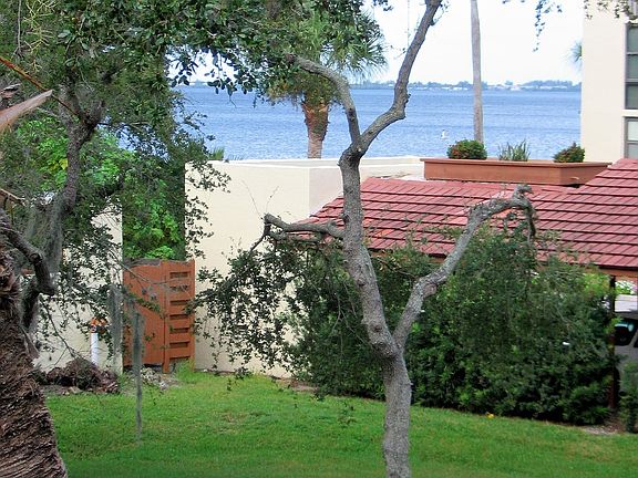 BAY VIEW