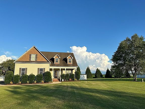 2nd image of 2456 Lance Dr