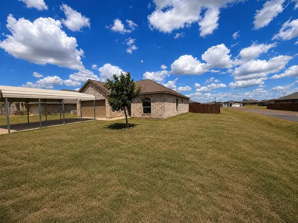 2915 Emma Ln, Mabank, TX 75147