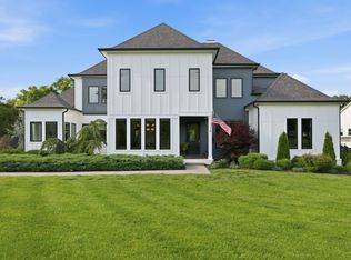 848 W Hillwood Dr, Nashville, TN 37205