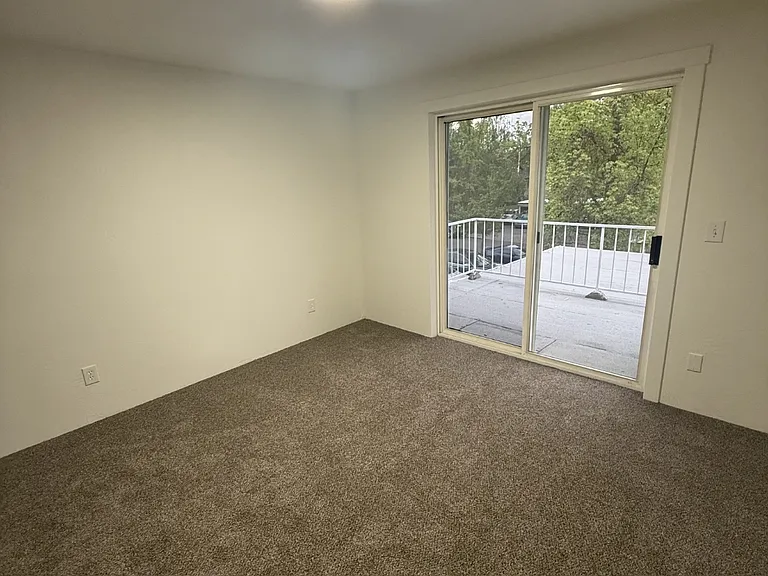 Campus Dr — Photo 8
