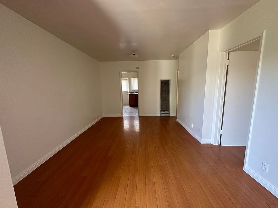1st image of 39-43 Christina St #39C